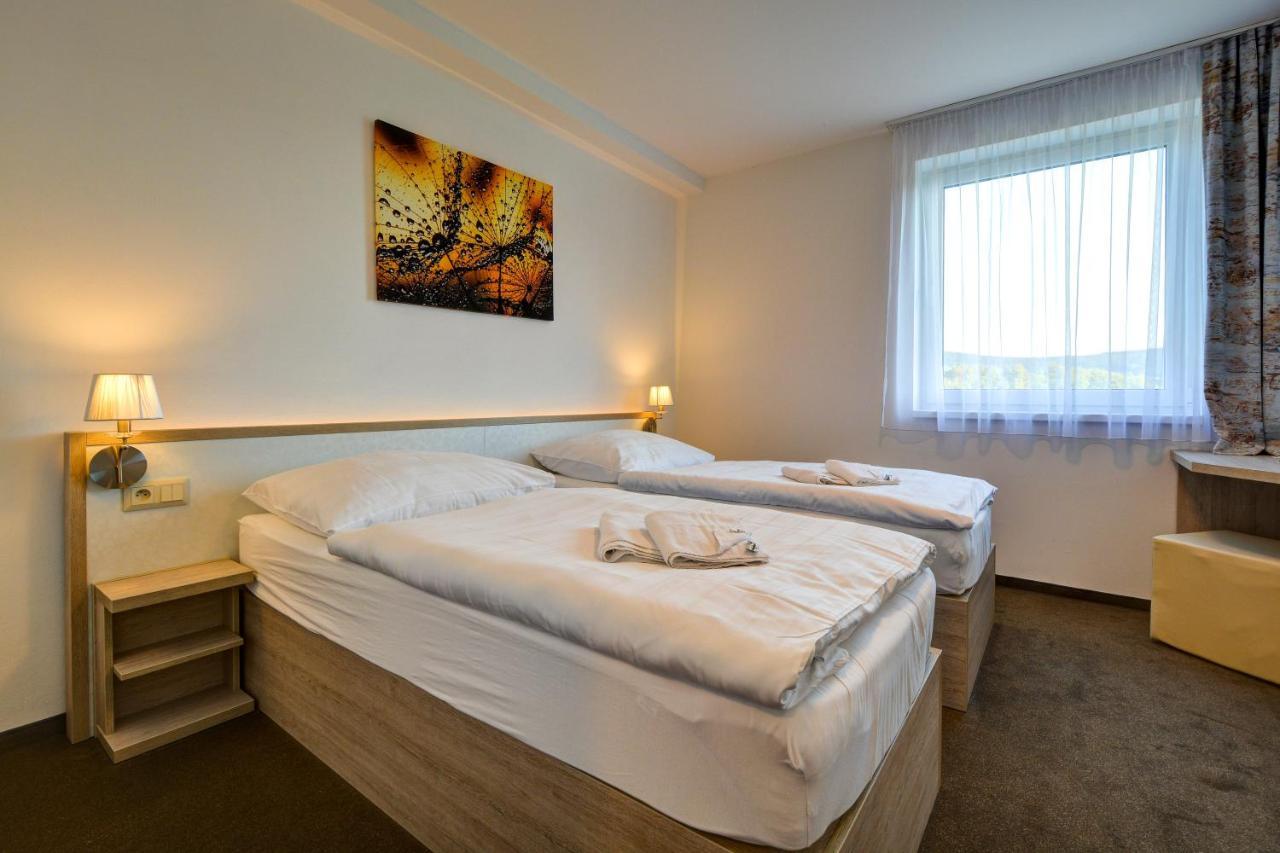 Hotel Star Lipno 伏尔塔瓦河畔利普诺 外观 照片