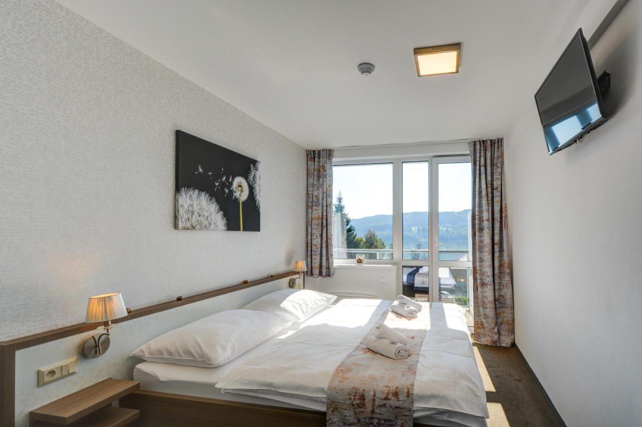 Hotel Star Lipno 伏尔塔瓦河畔利普诺 外观 照片
