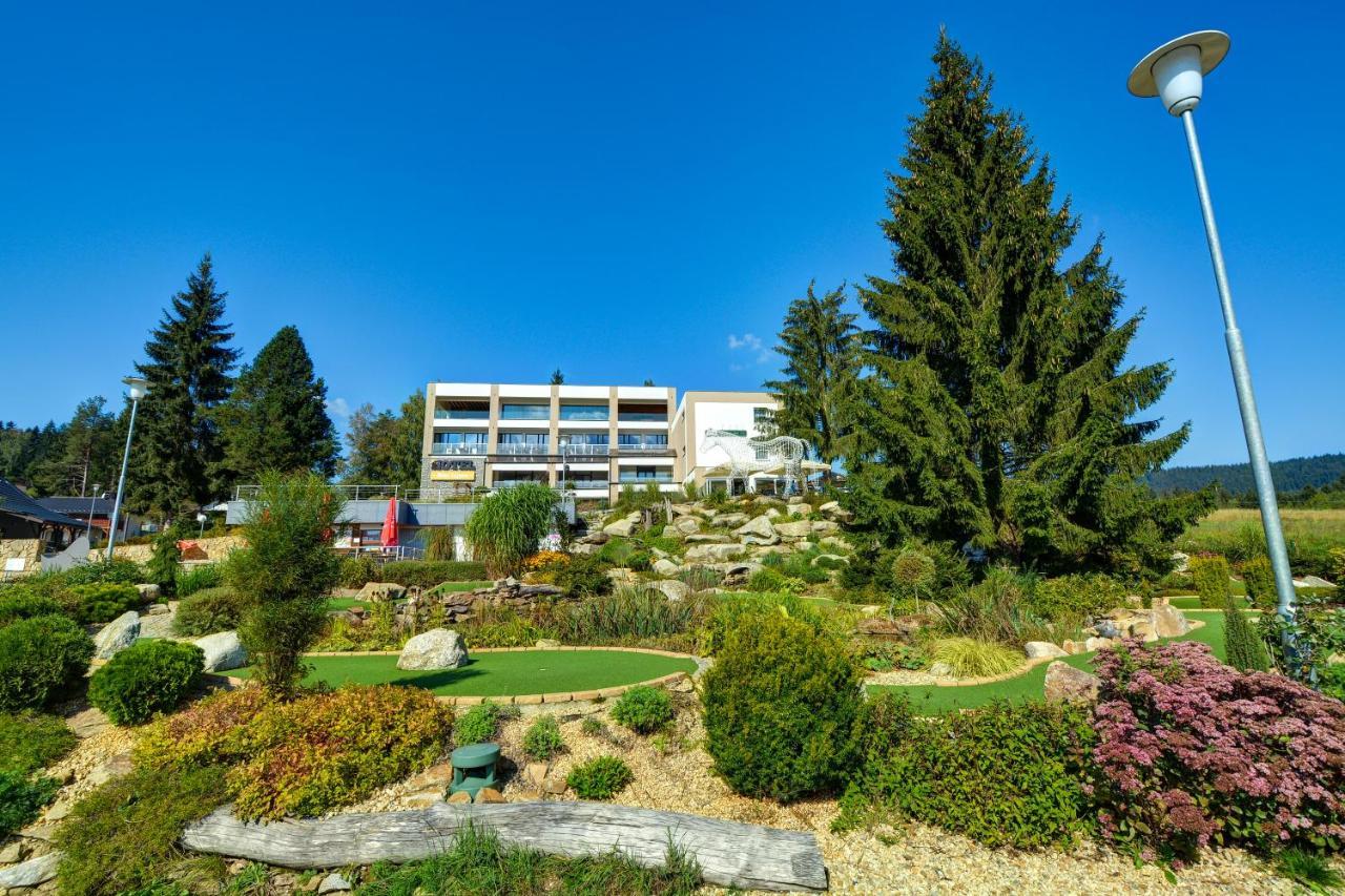 Hotel Star Lipno 伏尔塔瓦河畔利普诺 外观 照片